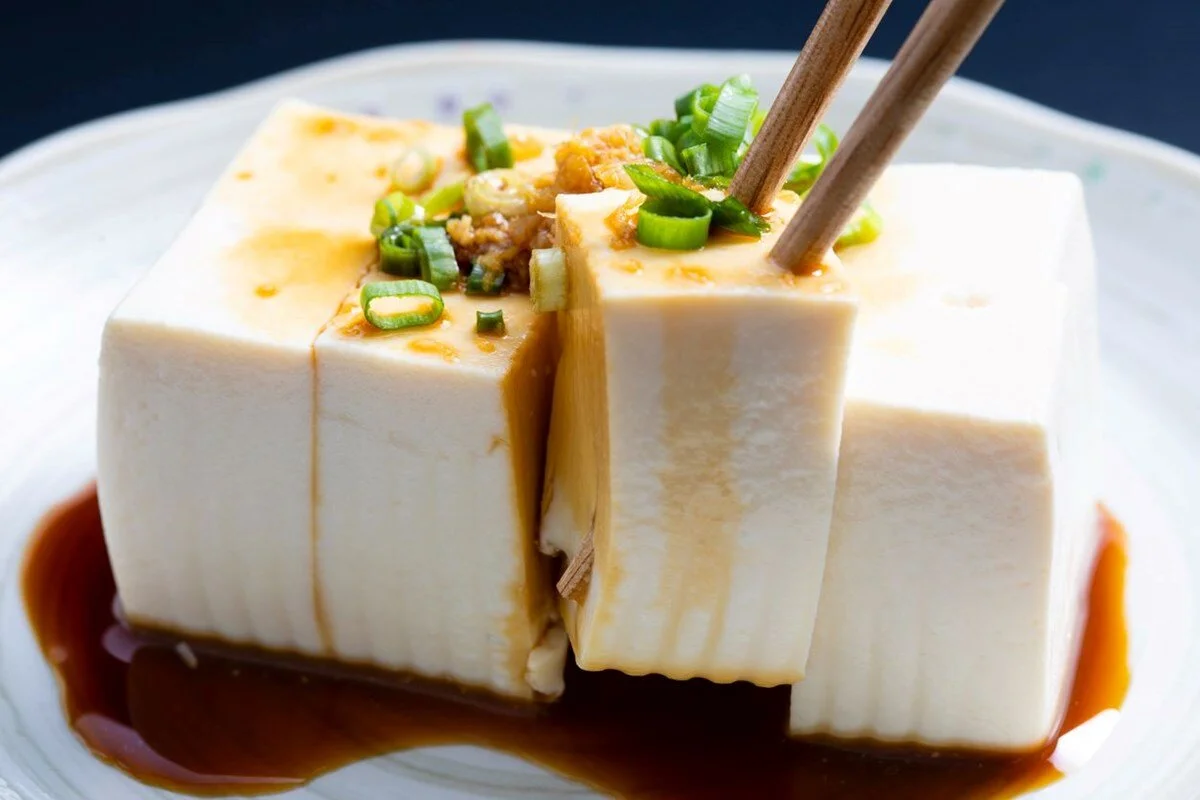 Tofu: Vom „Opa-und-Oma-Essen“ zum neuen Food-Trend – Was steckt dahinter?